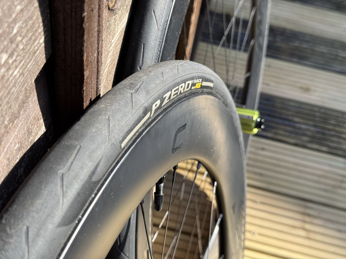 28mm tyres sit nicely flush with the rim