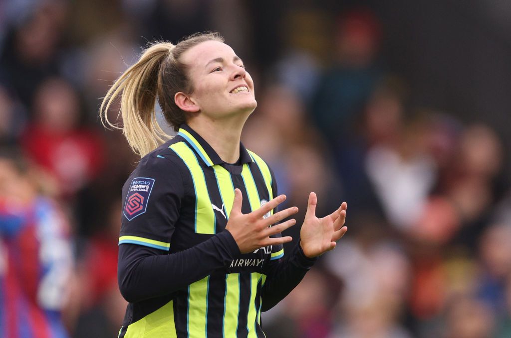 Lauren Hemp of Manchester City in action during the Barclays Women&#039;s Super League match between Crystal Palace and Manchester City at Selhurst Park on November 03, 2024 in London, England.