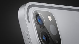 El módulo de cámaras en el iPhone 12 Pro