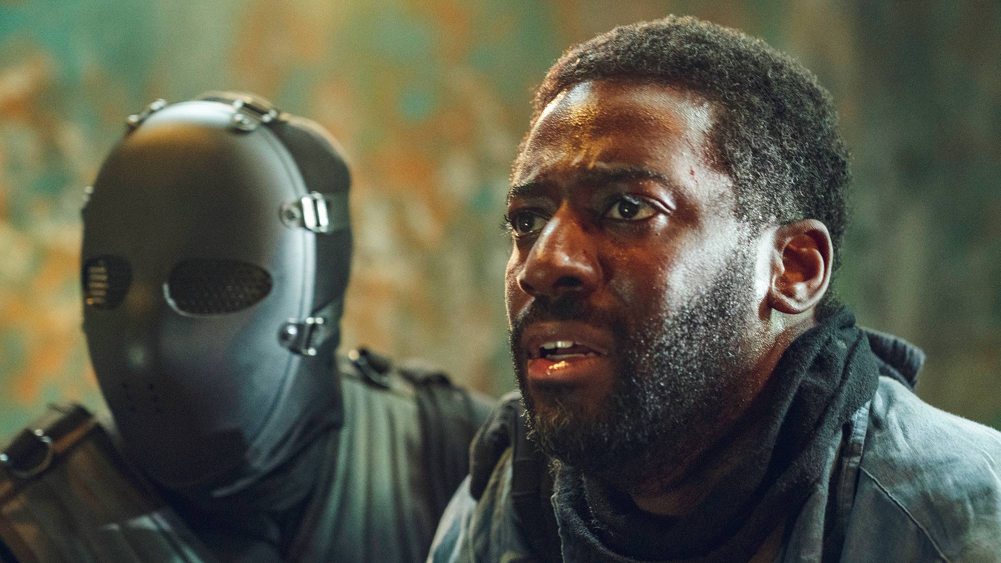Ashley Thomas as Dr. Alex in "Hostage" on Netflix