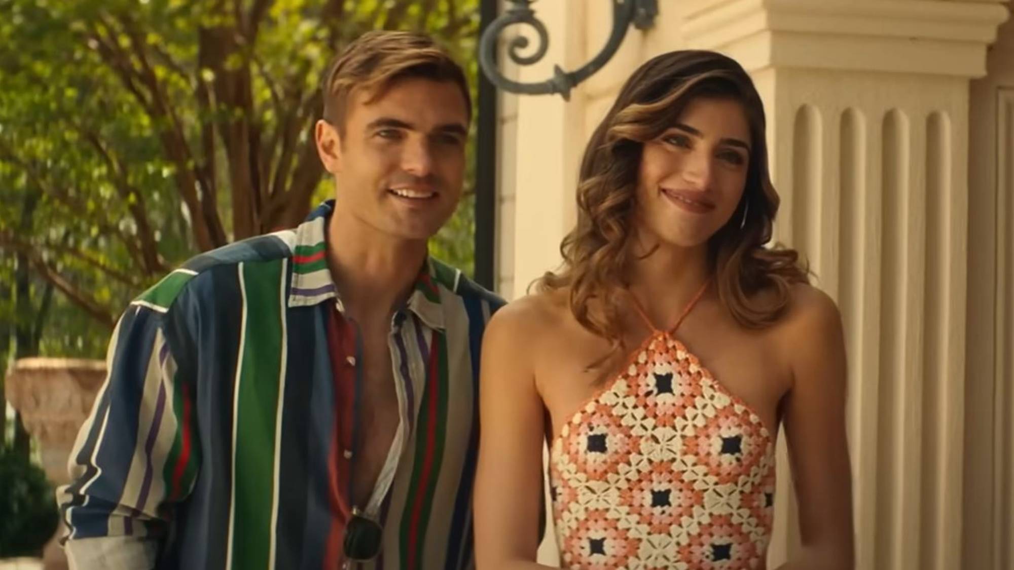 (L-R) Alex Roe as Will and Andra Nechita as Cin in "Bone Lake"