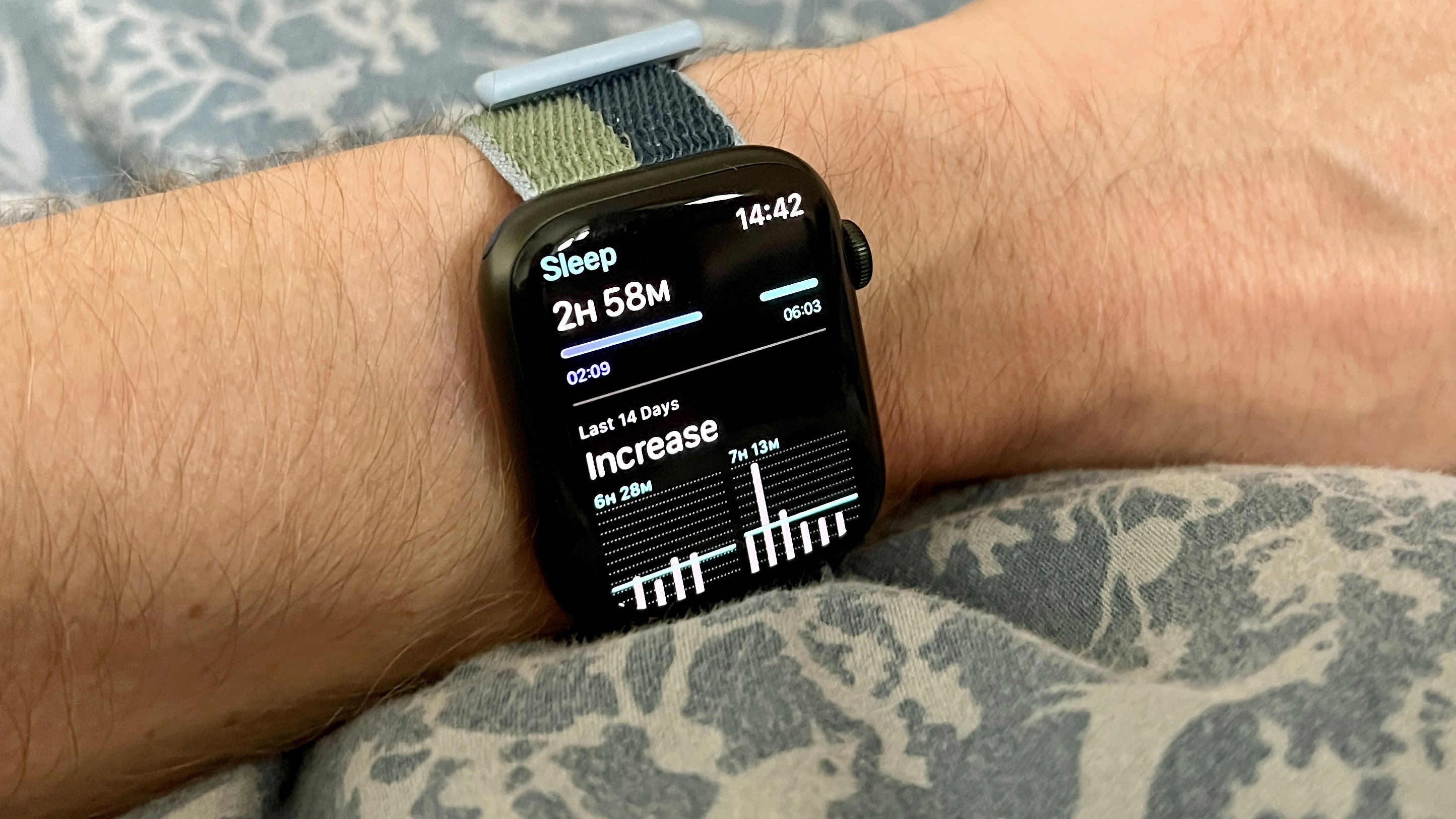 Apple Watch Series 7 sleep tracking