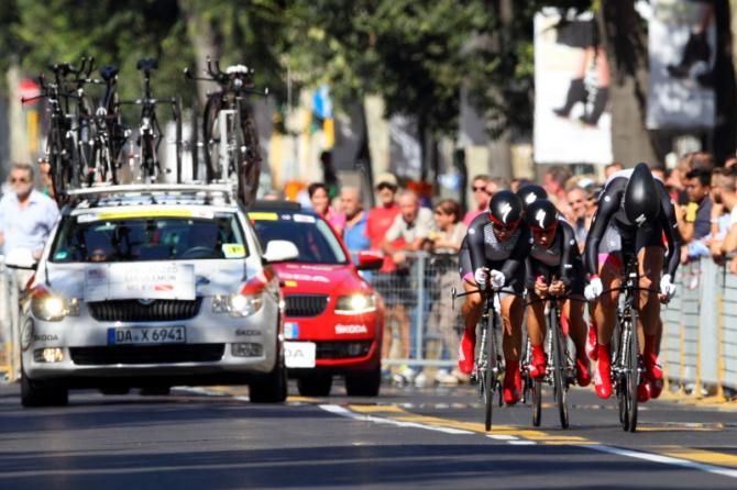 Specialized - lululemon retained the World Championship title, beating Rabo Women and Orica - AIS. The Specialized - lululemon team were : Lisa Brennauer, Katie Colclough, Carmen Small, Evelyn Stevens, Ellen van Dijk, Trixi Worrack