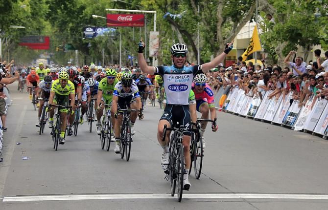 Mark Cavendish (Omega Pharma-Quick Step) wins the opening stage of the Tour de San Luis.