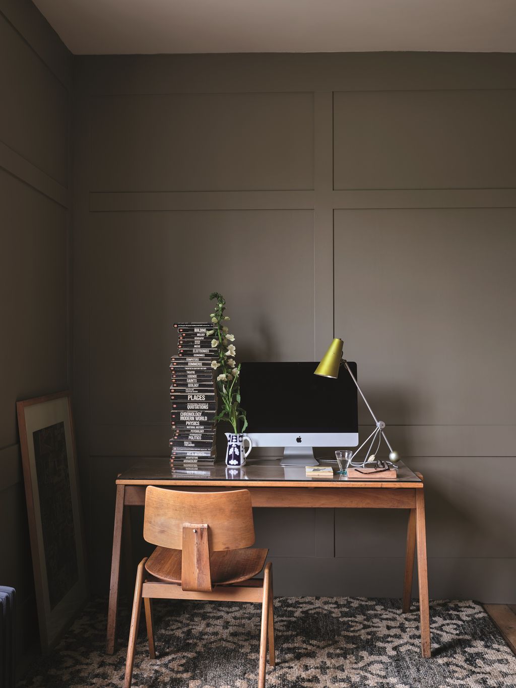How to use Farrow & Ball Broccoli Brown to decorate Livingetc How to use Farrow & Ball Broccoli Brown to decorate Livingetc