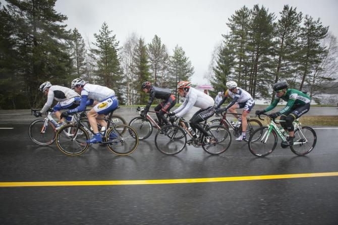 The break of the day during stage 2