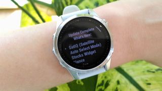 Software update confirmation on Garmin Fenix 7S watch