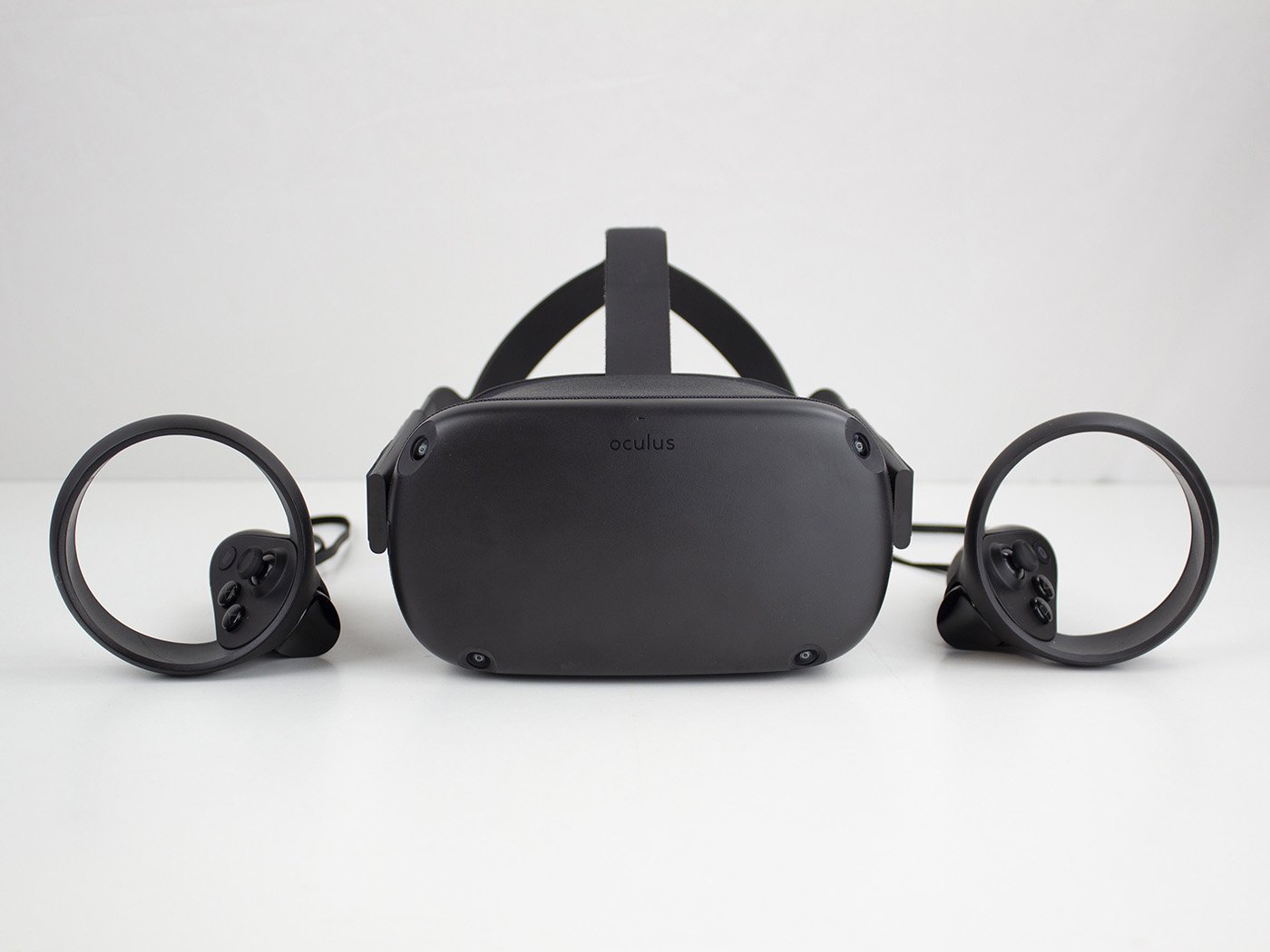 Nearly half of all VR headsets sold in 2019 was an Oculus Quest ...