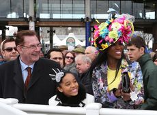 Aintree-crowds.jpg