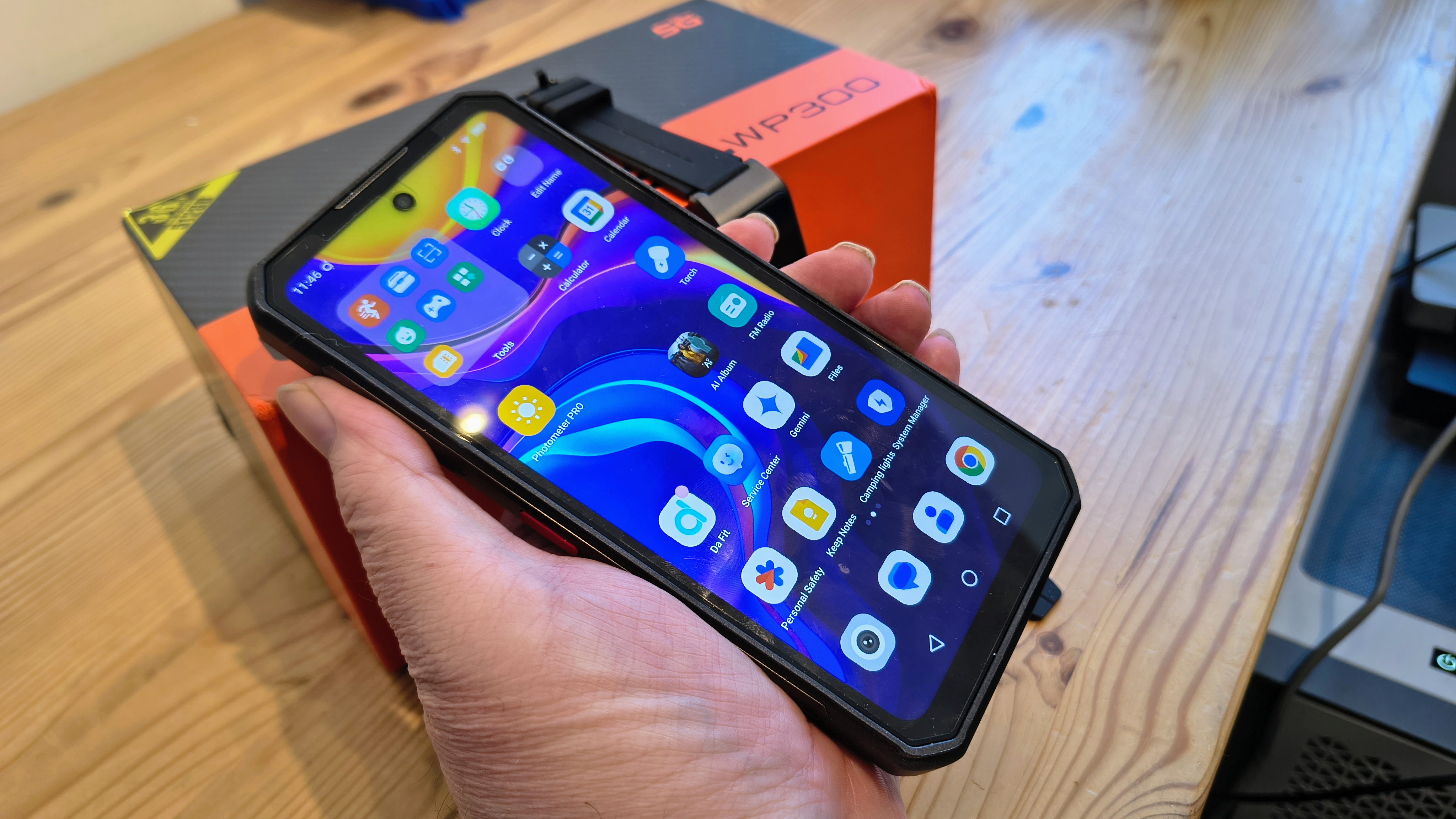 Oukitel WP300