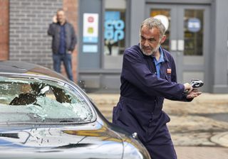 Kevin Webster can't take the pressure.