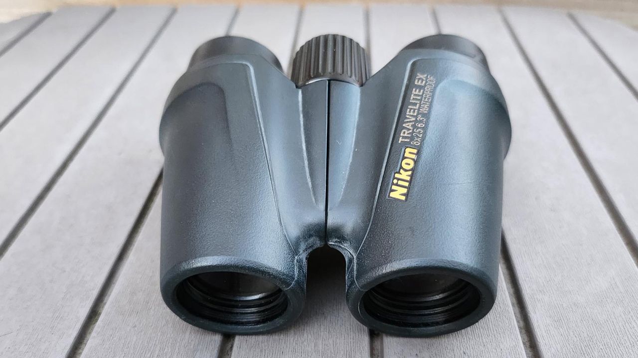 Nikon Travelite EX 8x25 binoculars