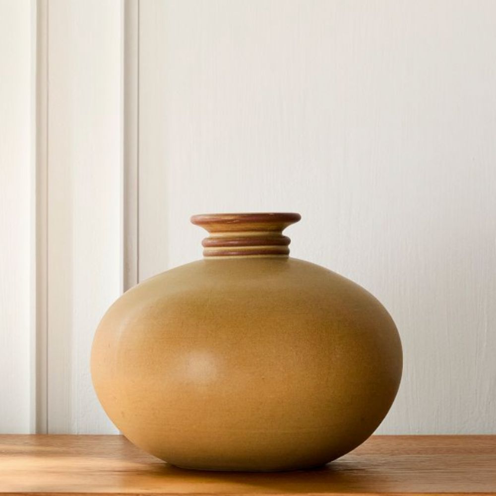 Round ochre vase with narrow neck