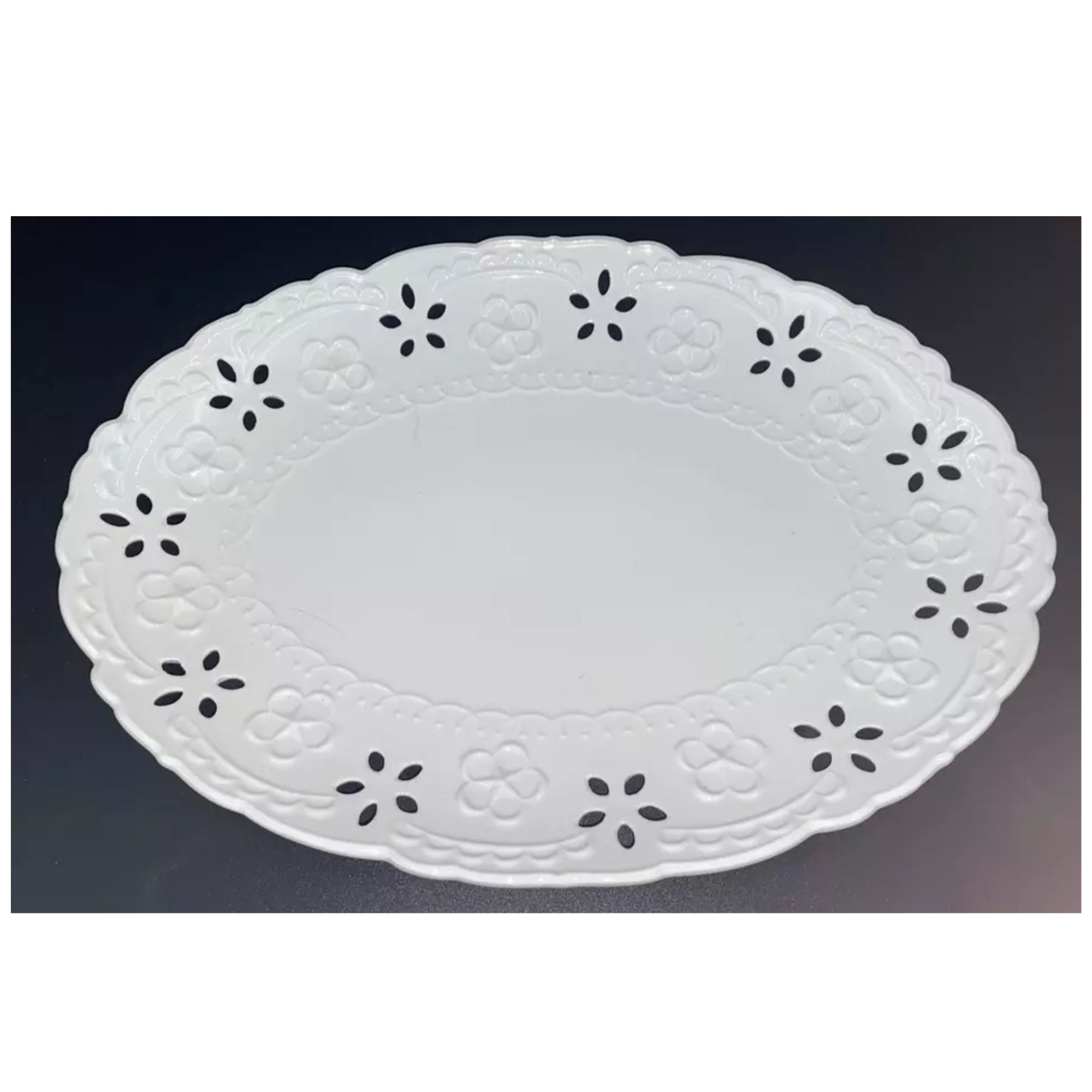 MAISON BLANC WHITE PORCELAIN CUT OUT SERVING OVAL TRAY DISH PLATTER