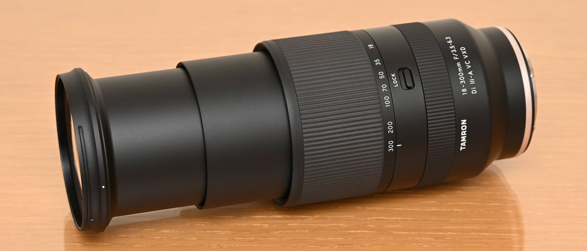 Tamron 18-300mm F/3.5-6.3 Di III-A VC VXD