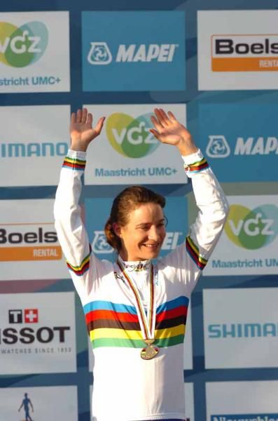 Vos got a huge cheer from the crowd