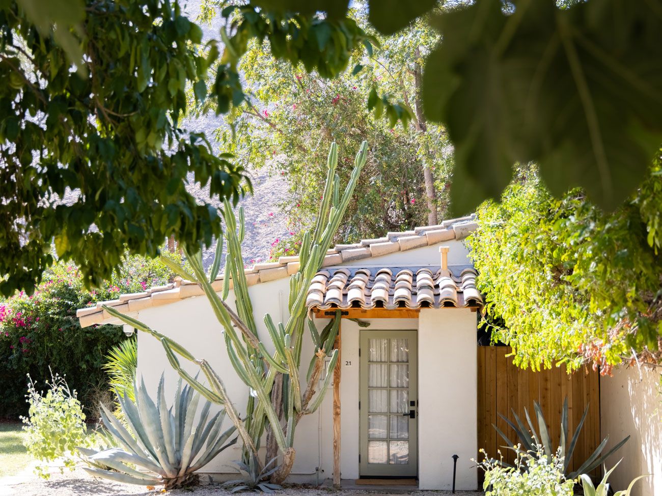 casa cody palm springs travel guide