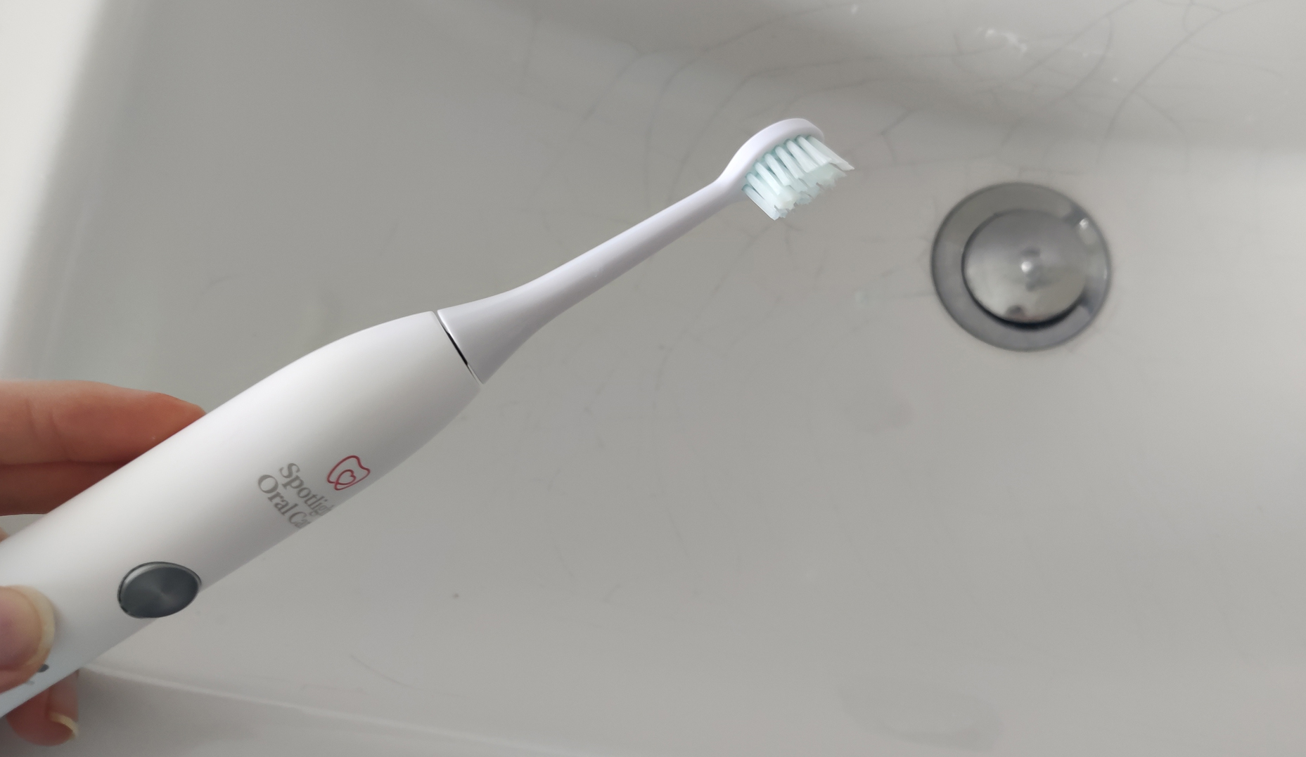 spotlight oral care sonic toothbrush