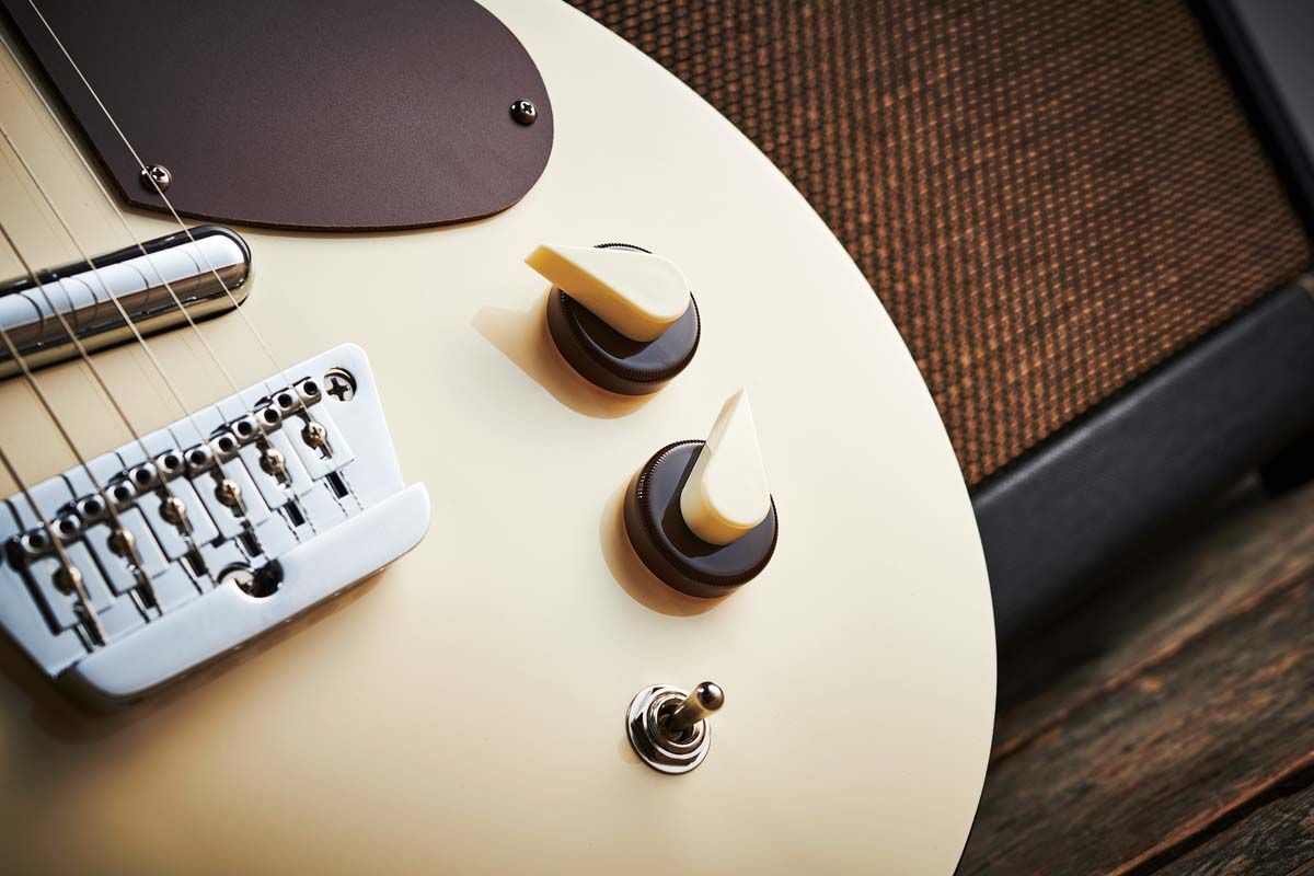 Danelectro '57 Guitar and '57 Divine