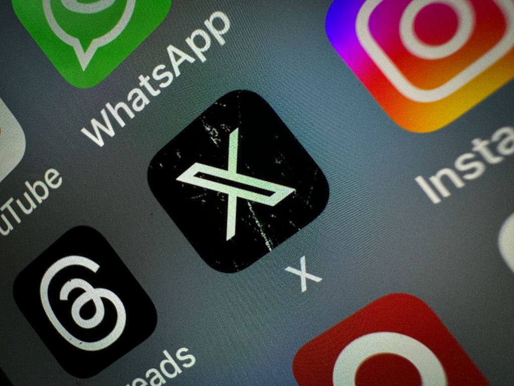 'The decline of Twitter, and the race to replace it, is in a sense a sideshow' - Vimarsana News