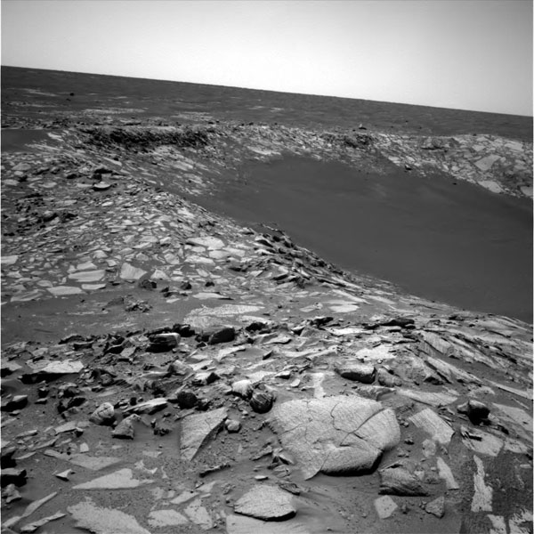 Mars Rover Inspects Beagle Crater