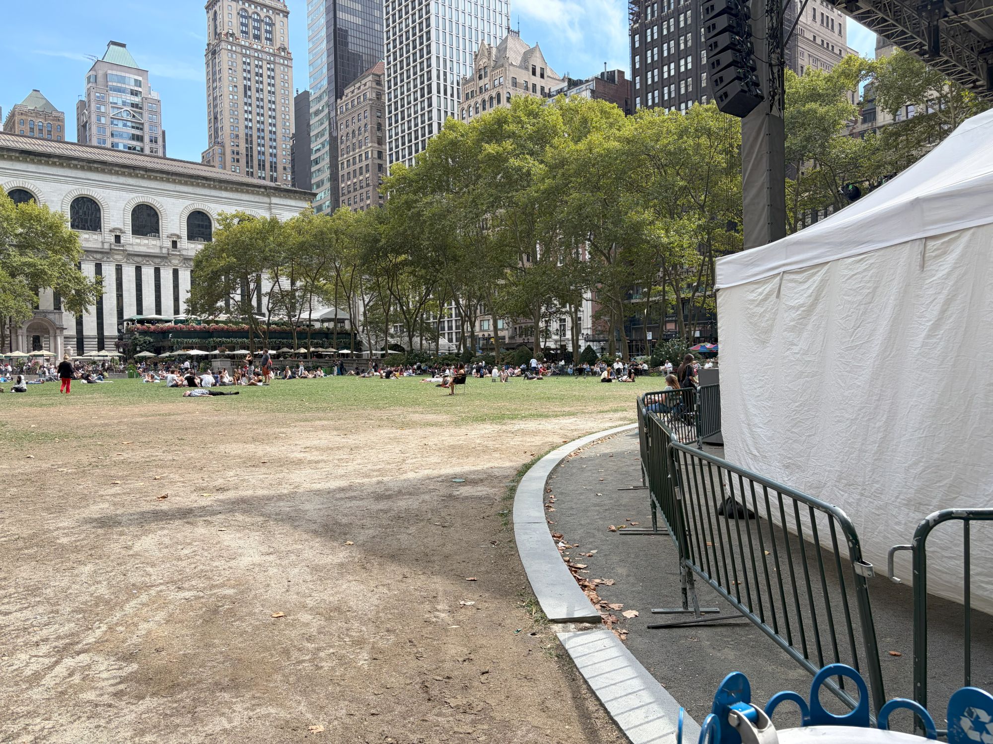 Apple iPhone 17 zoom test sample.