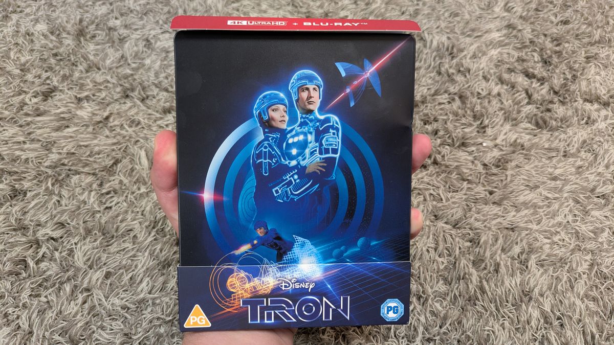 Tron (1982) 4K Blu-ray case