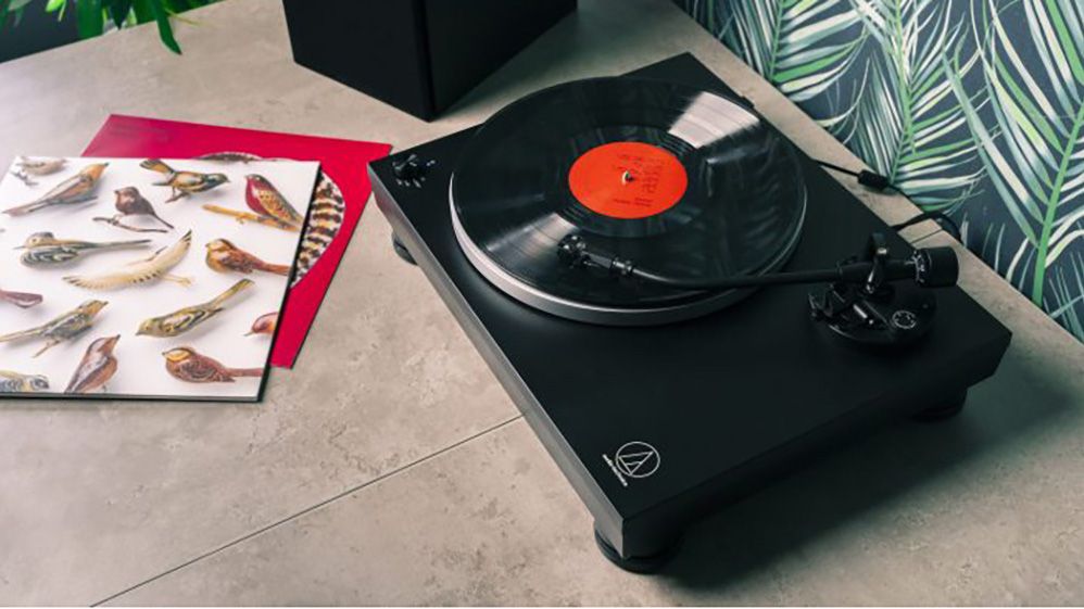 Audio-Technica LP120-USB review: An all-in-one turntable that digitizes  your vinyl collection - CNET
