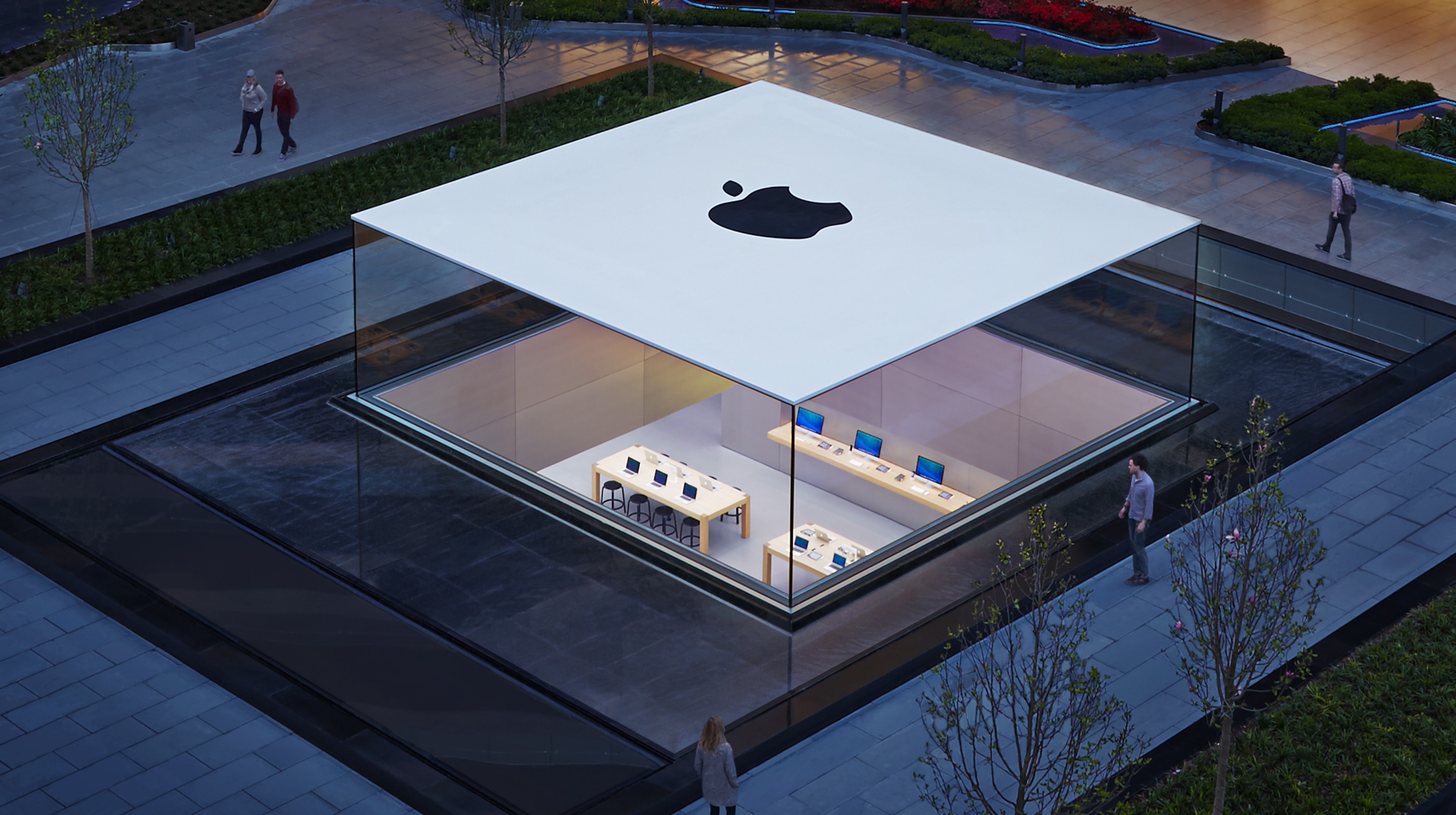 The Roof of the New Apple Store in Downtown Chicago Looks Like a Giant  MacBook