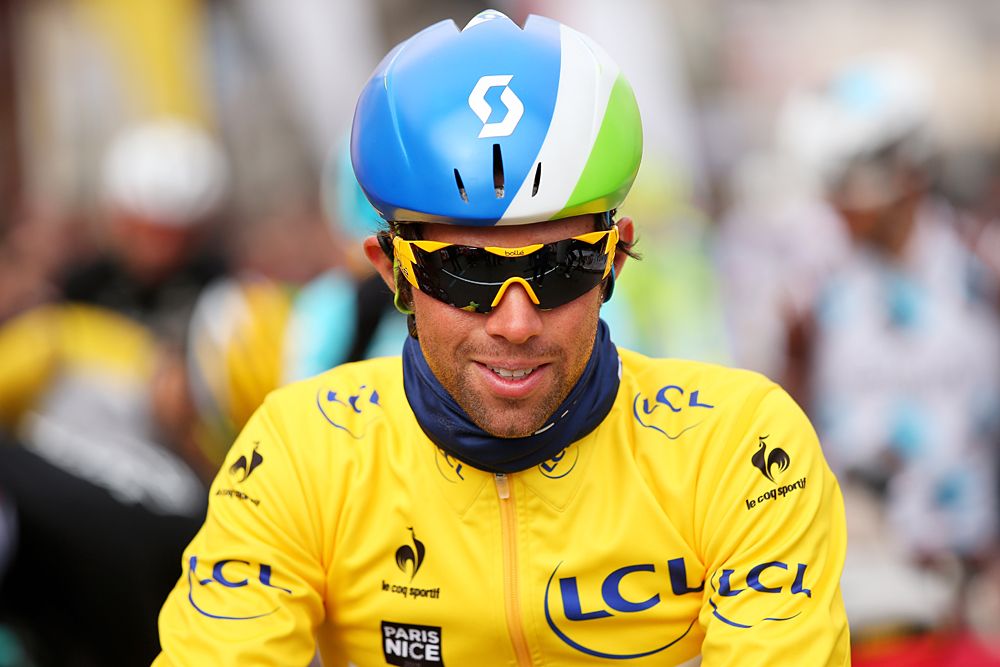 Orica-GreenEdge's race leader Michael Matthews on the start line