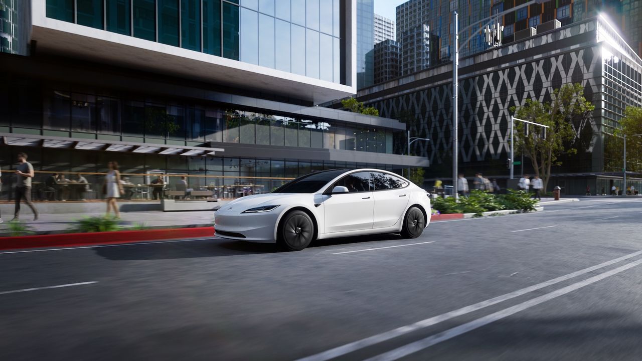 Tesla Model 3 Standard