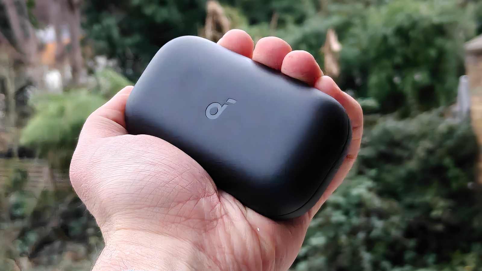 The Soundcore Aerofit 2 Pro case.