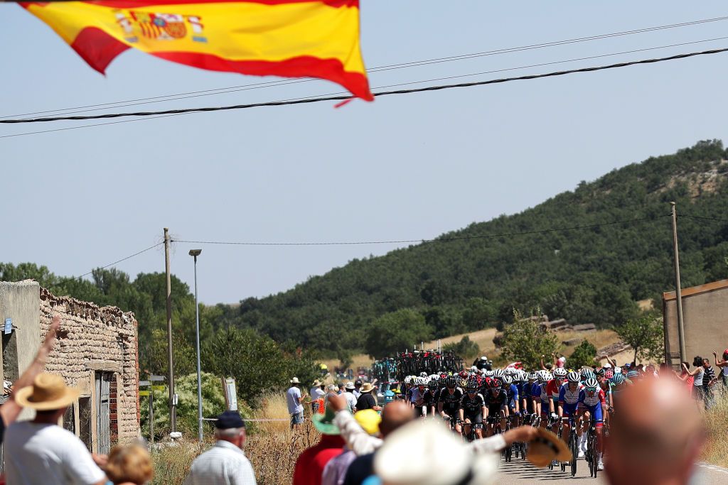 BURGOS SPAIN AUGUST 15 A general view of the peloton during the 76th Tour of Spain 2021 Stage 2 a 1667km stage from Caleruega Monasterio de Santo Domingo de Guzmn to Burgos Gamonal lavuelta LaVuelta21 CapitalMundialdelCiclismo on August 15 2021 in Burgos Spain Photo by Gonzalo Arroyo MorenoGetty Images