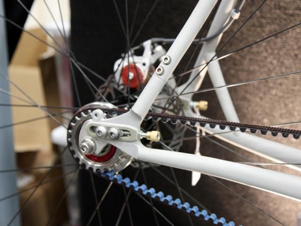 Mosaic split the seat stay on this bike to allow a belt to pass through.
