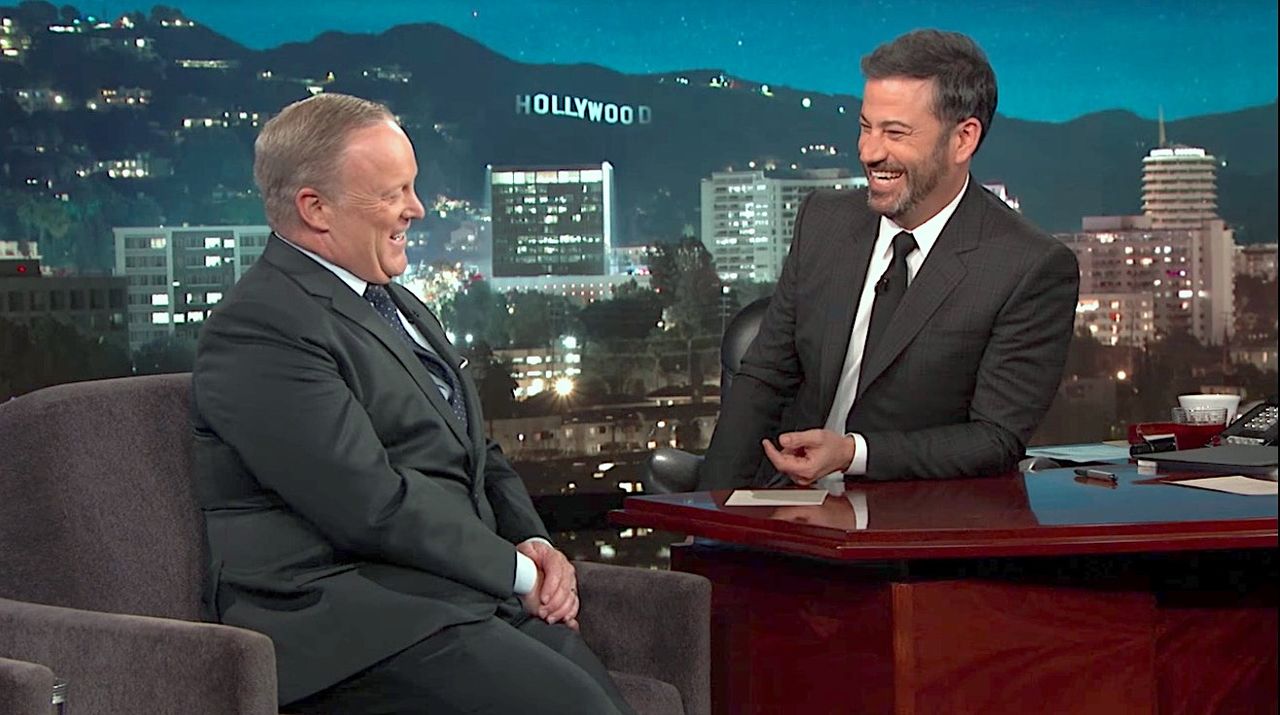 Jimmy Kimmel grills Sean Spicer