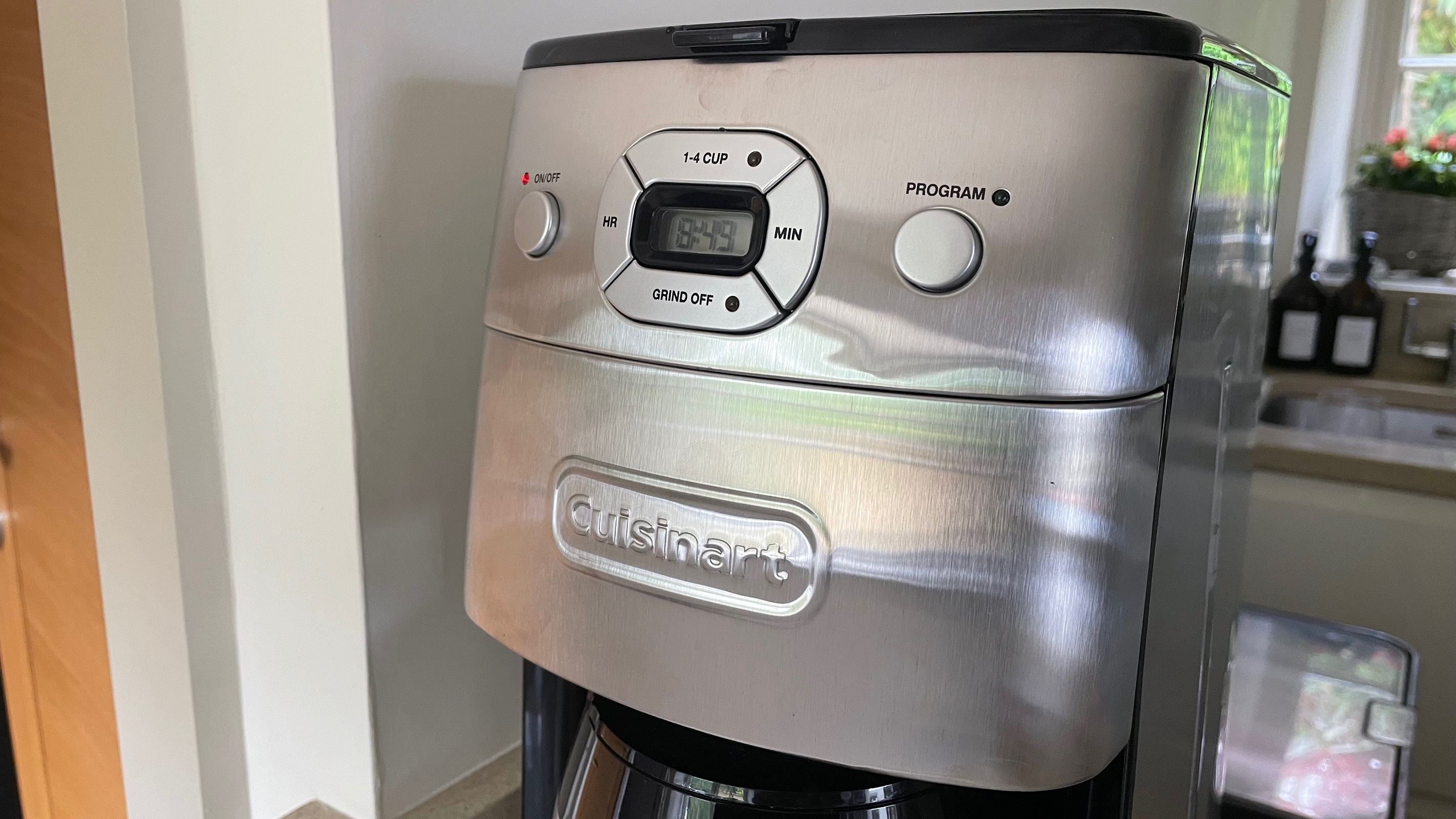 The Cuisinart Grind & Brew Control Panel is uncomplicated