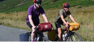 Cyclists using Fjällräven/Specialized handlebar bag and rack