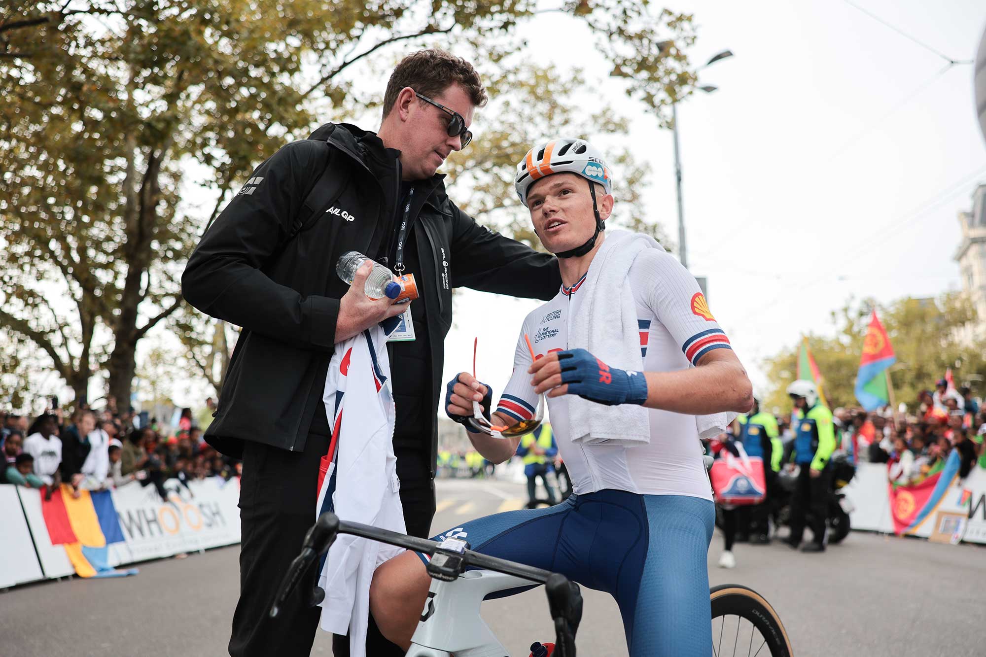 Picture by Alex WhiteheadSWpixcom 29092024 2024 UCI Road and Paracycling Road World Championships Zurich Switzerland Mens Elite Road Race Oscar Onley Great Britain