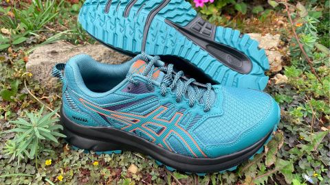 Asic trail hot sale running shoes