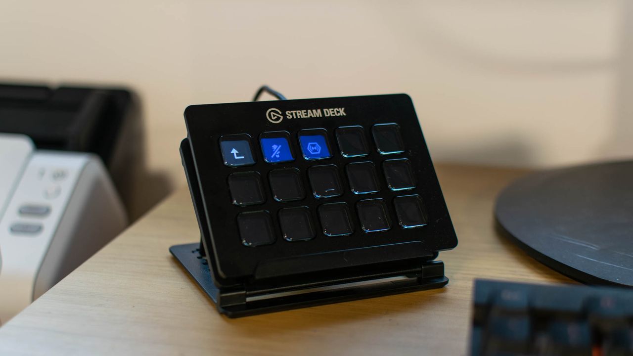Close-up of Elgato Stream Deck in folder view