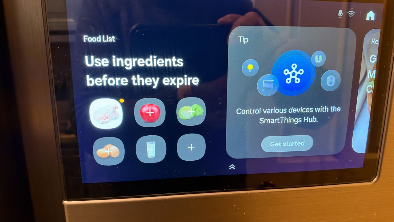 Samsung Bespoke AI Side-by-side refrigerator Family Hub 9 inch