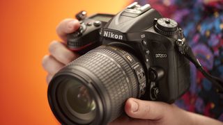 Nikon D7200 with AF-S DX NIKKOR 18-105mm f/3.5-5.6G ED VR