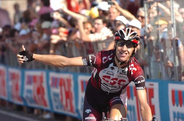 Norwegian Arvesen wins stage 8.