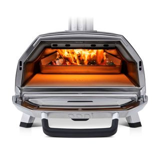 Ooni Karu 16 Pizza Oven against a white background.
