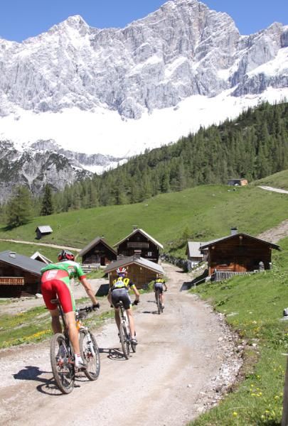 The riders wind up towards the finish