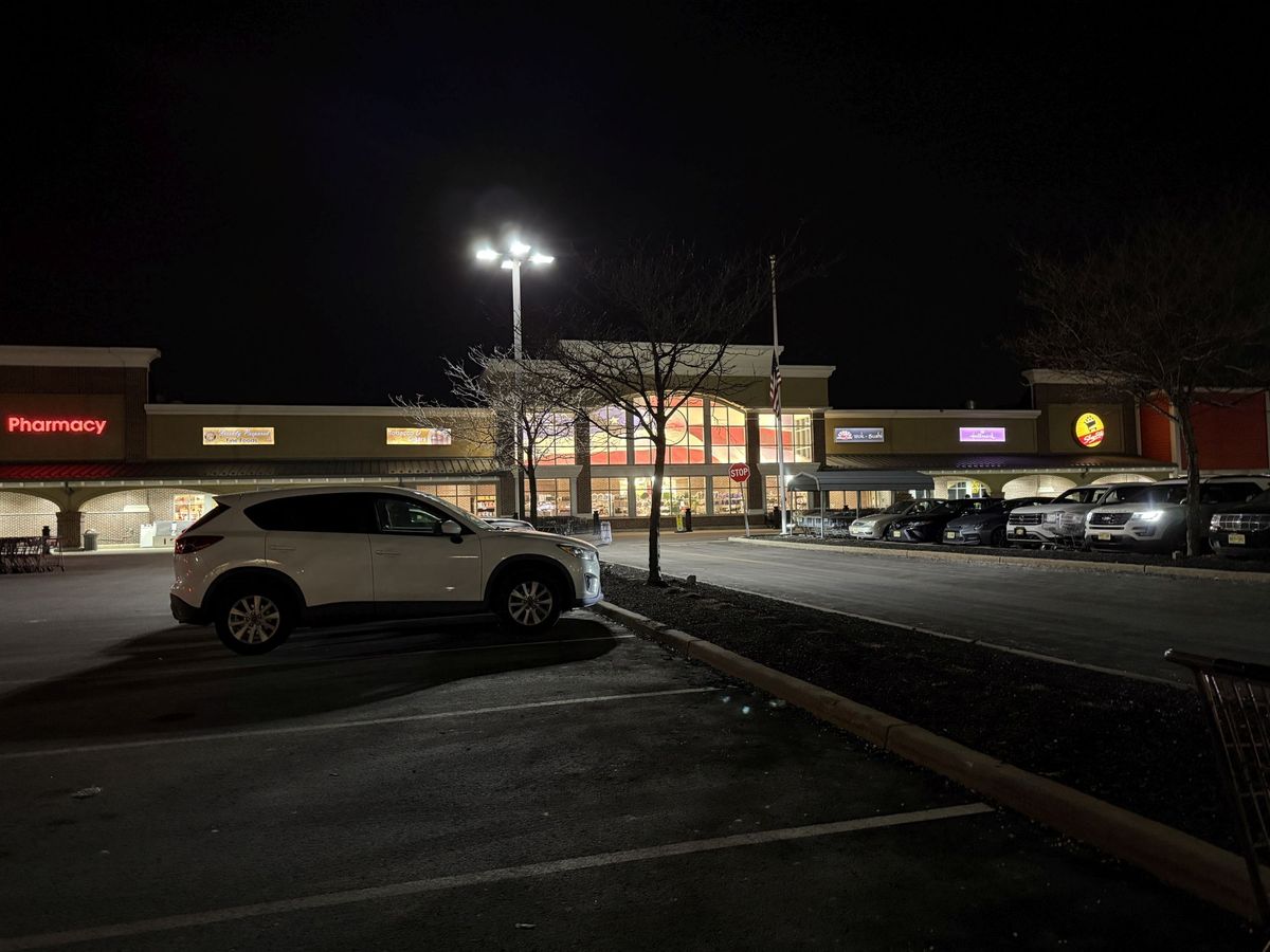 Apple iPhone 16 Pro Max low light sample.