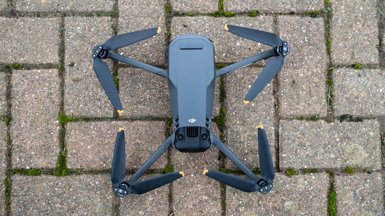 DJI Mavic 3 Classic_Drone open top view