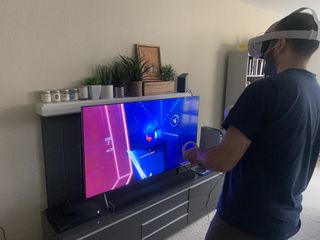 Oculus Quest 2 Cast Beat Saber