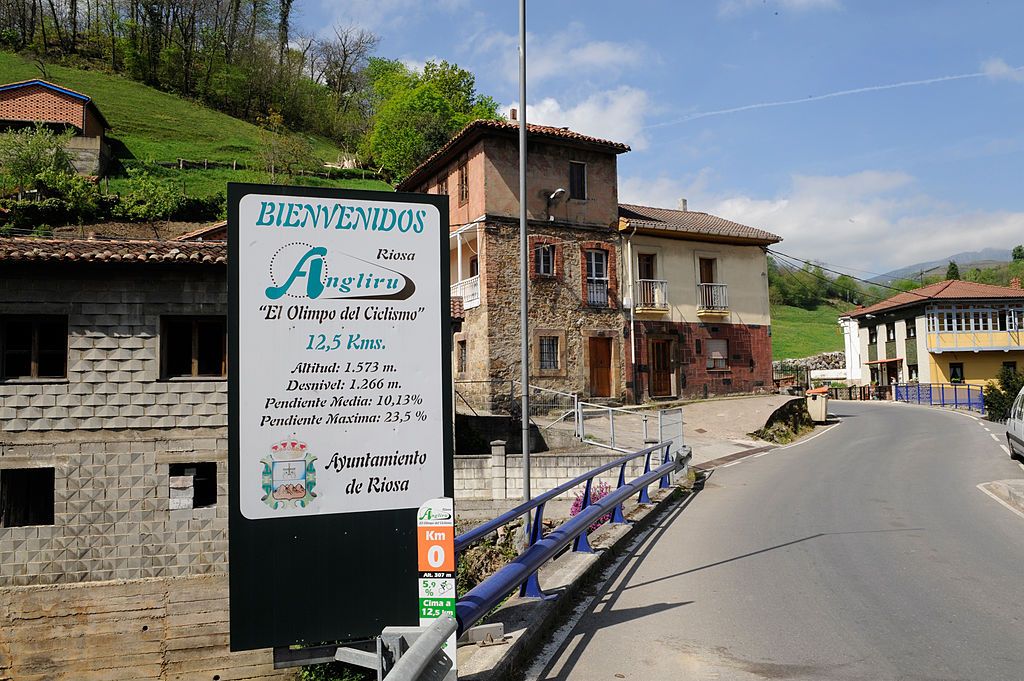 ASTURIAS, SPAIN - APRIL 15: The local village and bottom of Angliru, a steep mountain road in Asturias, Spain, used in the Tour of Spain cycling race, April 15, 2011. (Photo by Rob Monk/Procycling magazine via Getty Images)