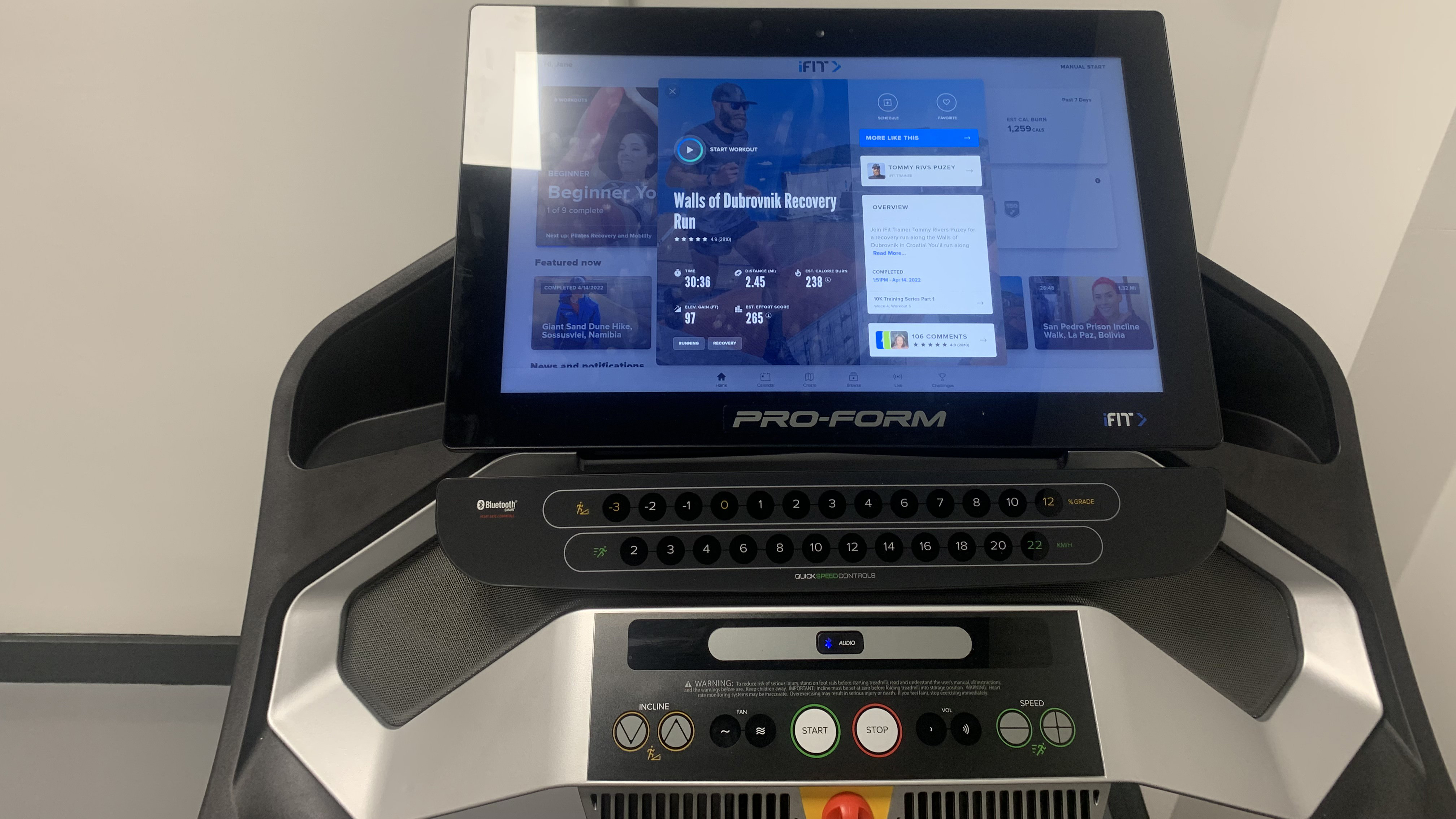 Image of the ProForm Pro 9000 screen and display